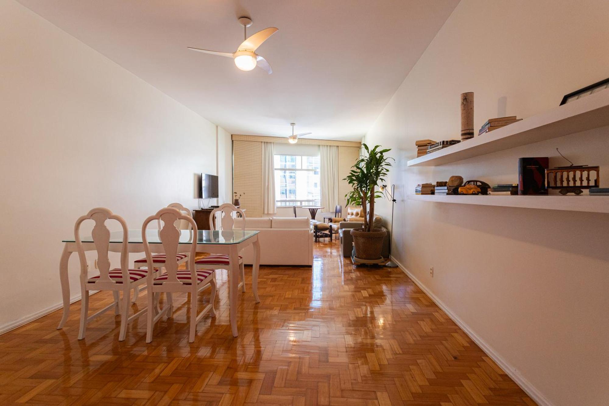 Apartemen Suh Copacabana 99 Spacious